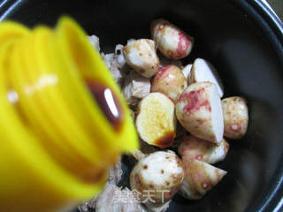 ＃信任之美＃豆结香芋焖排骨 的做法步骤：4