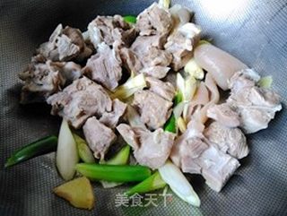 ＃信任之美＃红烧羊肉的做法步骤：6