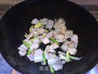 回锅肉的做法步骤:5