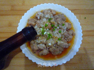 蒜香蒸鸡腿的做法步骤:13