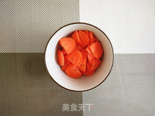 #信任之美#【口蘑胡萝卜炒肉】的做法步骤:2