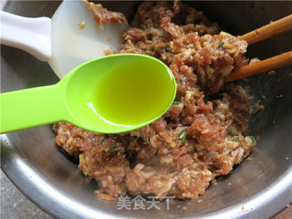 猪肉龙卷子的做法步骤:6