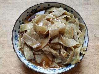 #信任之美#天津传统早餐-锅巴菜的做法步骤:9