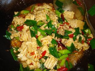 #信任之美#蒜苗豆腐的做法步骤：8