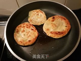 #信任之美# 半烫面葱油饼(手抓饼)的做法步骤:17