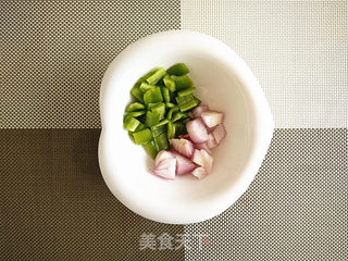 #信任之美#【黑椒苹果里脊肉】的做法步骤:2