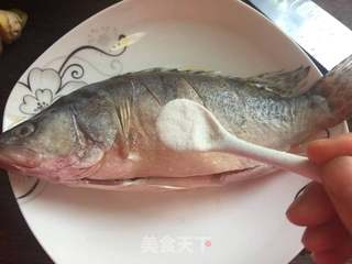 #信任之美#清蒸鳜鱼的做法步骤:3