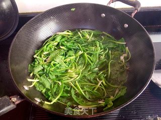 #信任之美#蒲公英肉馄饨的做法步骤:2