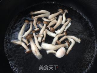 #信任之美#鲜虾菌菇汤的做法步骤:3