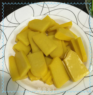 客家传统美食~黄元米果~的做法步骤:2