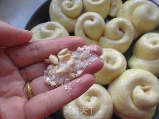 #信任之美#花生玫瑰花面包的做法步骤：12