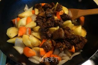 #信任之美#咖喱牛肉土豆的做法步骤：8