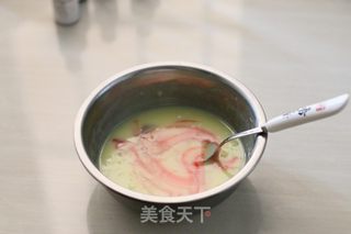 #信任之美#粉色彩釉面巧克力甜甜圈蛋糕的做法步骤:15