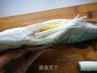 #信任之美#清蒸海鲈鱼的做法步骤:4