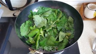 蒲公英馅煎饺的做法步骤:2