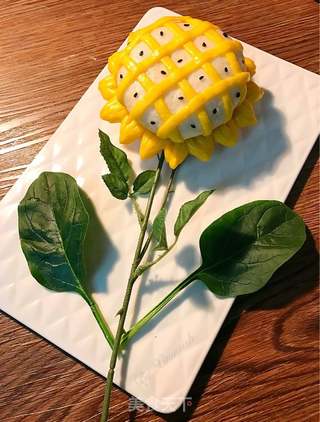 向日葵馒头的做法步骤:16