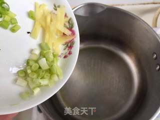 虾皮木耳冬瓜汤的做法步骤:3