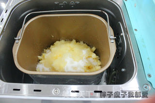苹果吃不完咋办?教你妙招!苹果果酱的做法步骤:5