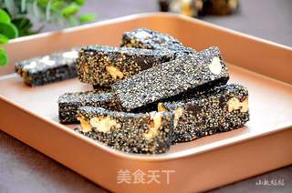 芝麻核桃糖的做法步骤:11