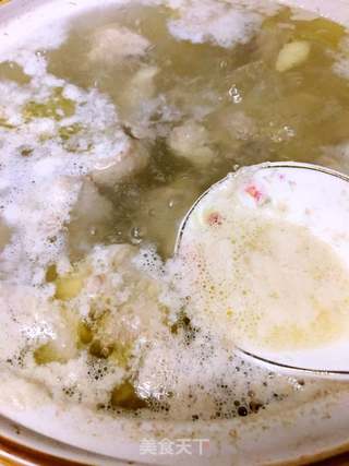 白果莲子鸡汤的做法步骤：3