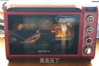 圣诞节香喷喷的脆皮烤鸡的做法步骤:9