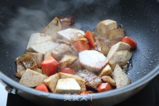 【五花肉芋头焖饭】吃一辈子都吃不腻的一碗饭的做法步骤:4