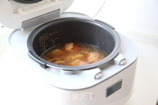 【五花肉芋头焖饭】吃一辈子都吃不腻的一碗饭的做法步骤:6