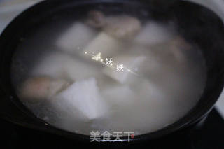 热腾腾的萝卜炖羊肉汤的做法步骤:5