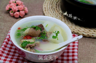 热腾腾的萝卜炖羊肉汤的做法步骤:8