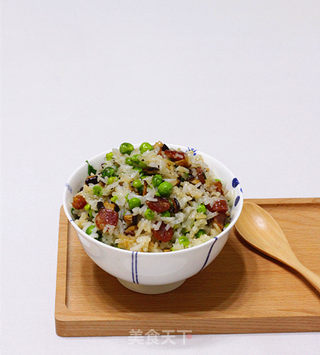 香菇碗豆腊肠糯米饭的做法步骤:9