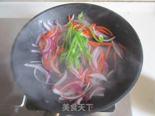 黑椒牛肉炒乌冬面的做法步骤:9