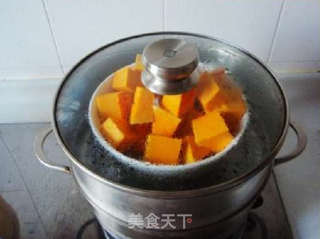 韩式奶香南瓜粥的做法步骤:2