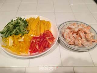 越式鲜虾春卷的做法步骤:2
