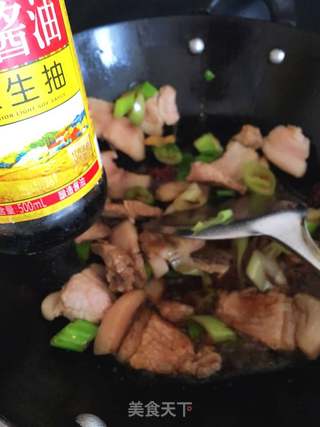 酸菜粉丝汆白肉的做法步骤:7