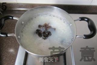 木耳鲜虾粥的做法步骤:5