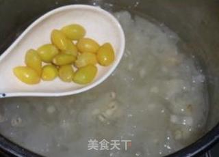 百果薏米木耳甜汤的做法步骤:5