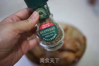 圣诞内涵满满烤鸡的做法步骤:11
