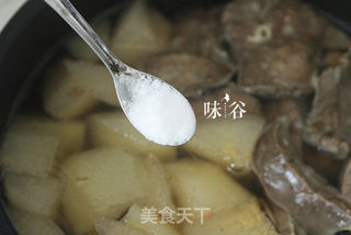 雪梨猪肺汤的做法步骤:6