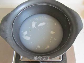 【湖北】青菜鱼糕煮年糕的做法步骤:2