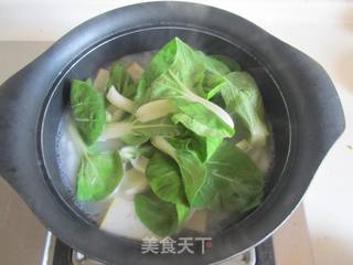 【湖北】青菜鱼糕煮年糕的做法步骤:6