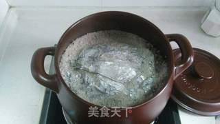 【坤博砂锅蜜汁盐焗鸡】的做法步骤:8
