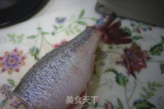 富贵孔雀开屏鱼的做法步骤:3