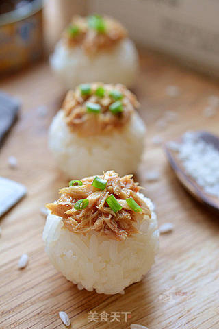 信任之美 - 金枪鱼饭团的做法步骤:8