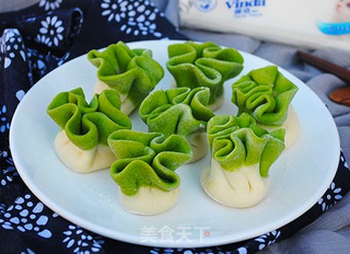 冬至吃了饺子就不冻耳朵啦!今天教你做最美的饺子!的做法步骤:8