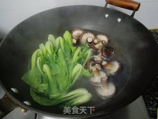 砂锅版广式腊味煲仔饭的做法步骤:4