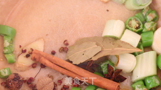 红果家菜谱之番茄牛肉火锅的做法步骤:7