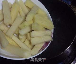 香煎孜然土豆条的做法步骤:4