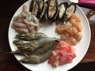 西班牙海鲜饭的做法步骤:2