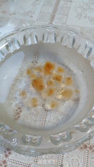 桃胶雪梨羹的做法步骤:3