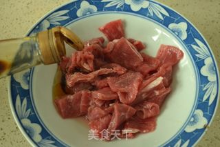 葱爆羊肉的做法步骤：3